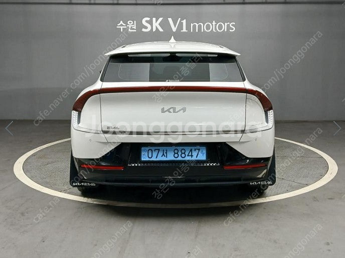 ★특가★ 2410만원 2022년식 161,883Km 기아 EV6 스탠다드 2WD 어스--1